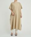 ベージュ