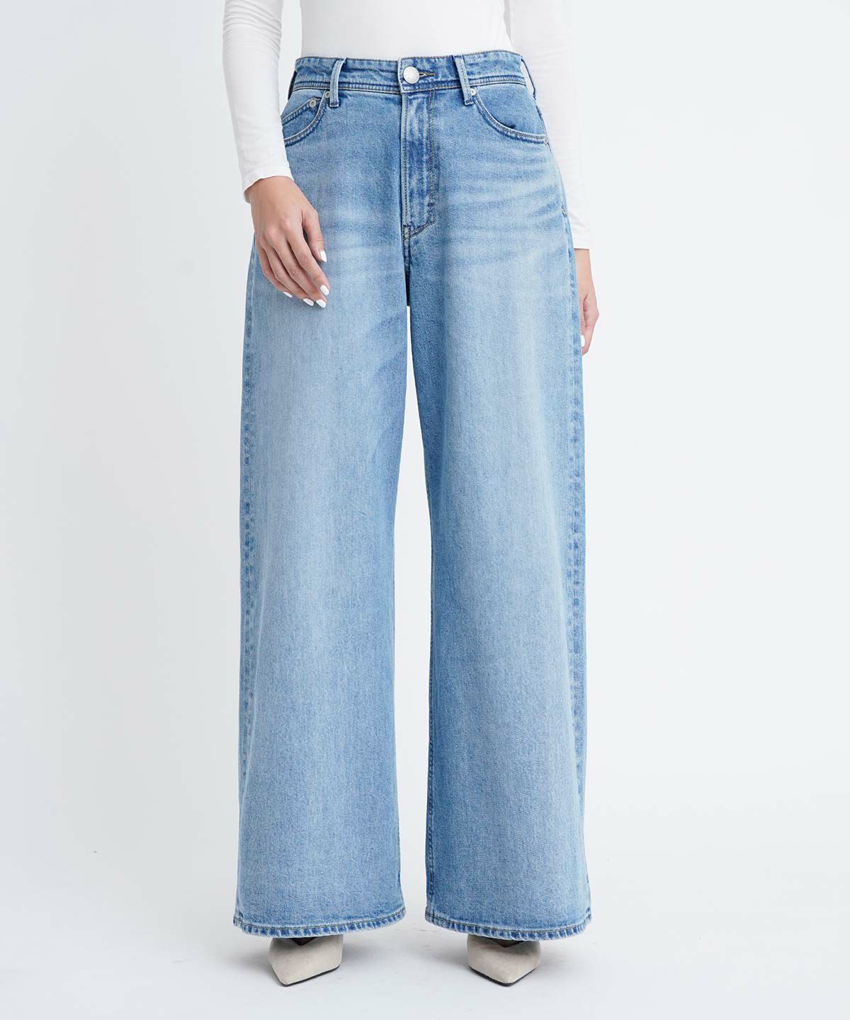 LIGHT BLUE | YANUK ONLINE STORE