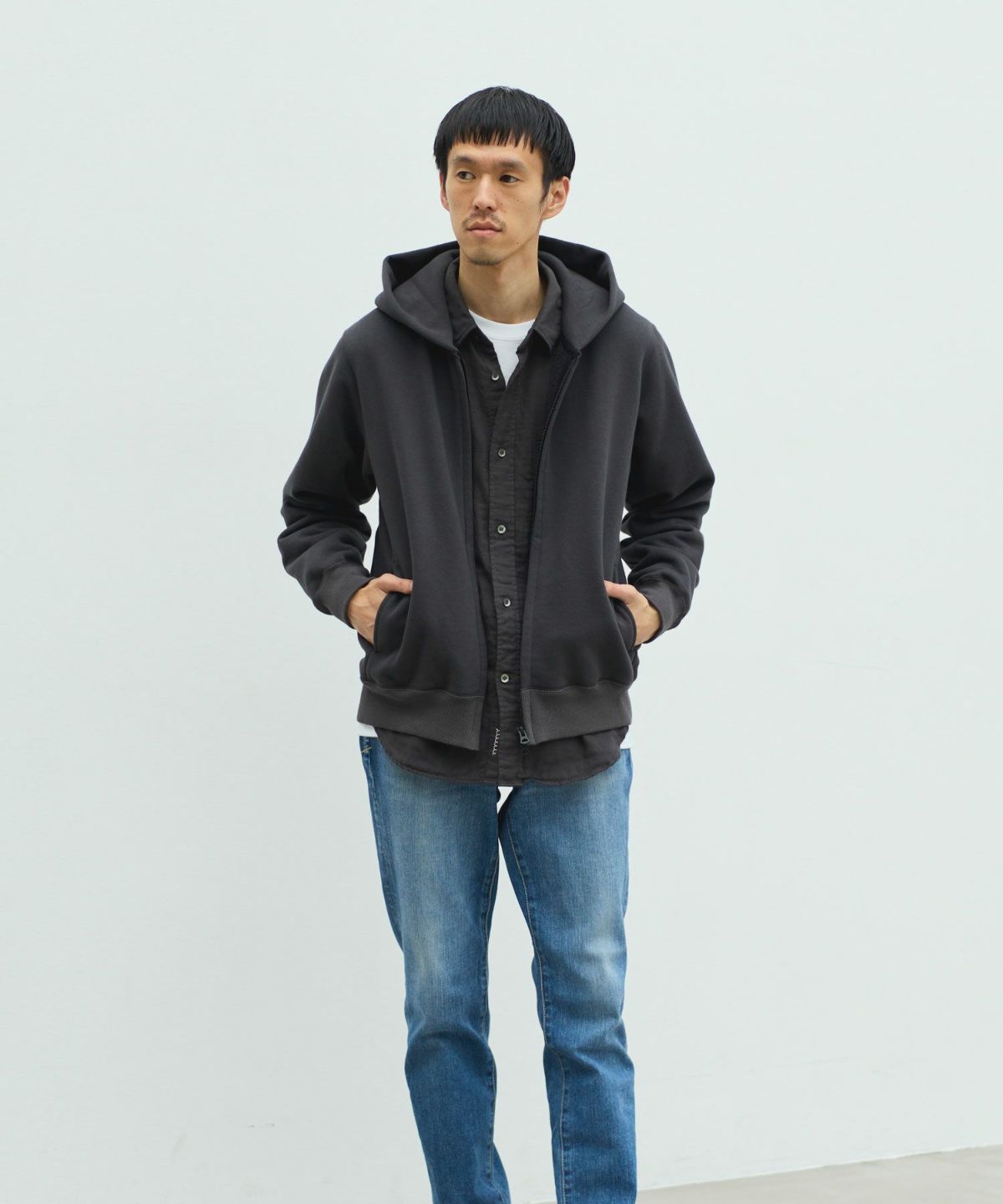 チャコールブラック/CBK