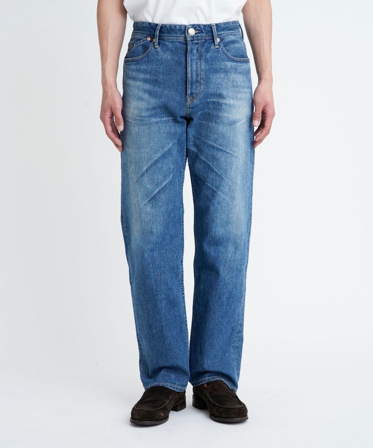 プレミアムライトブルー/PLB