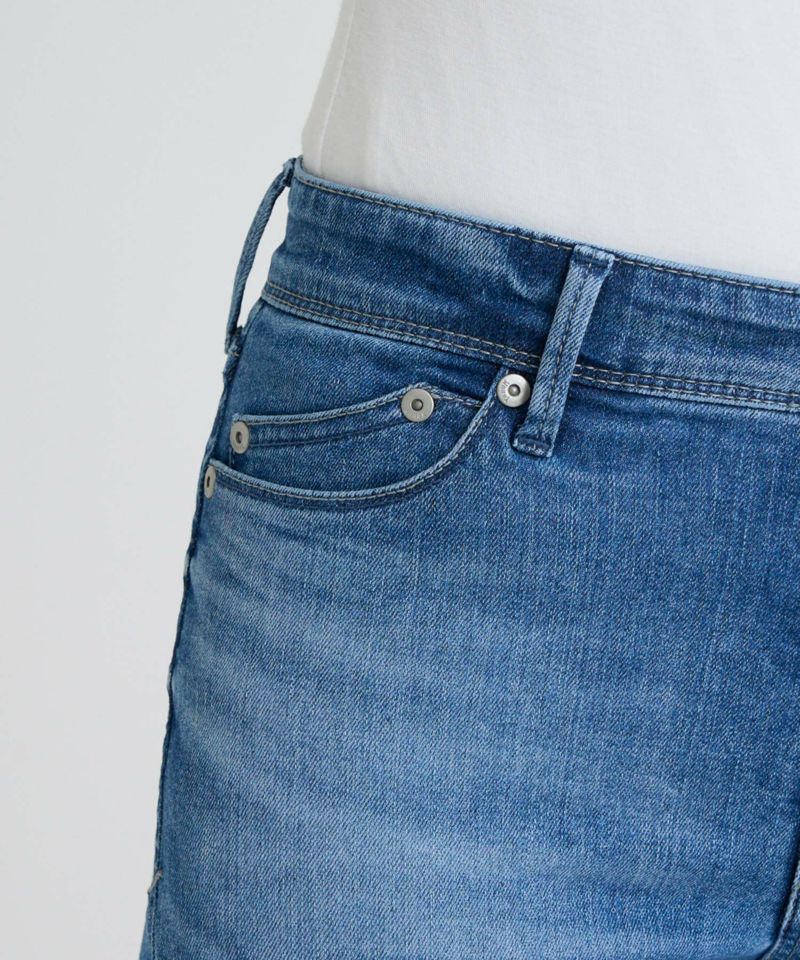 【カット有り】YANUK ブーツカットデニム フォギーライトブルーサイズ25 ブーツカット ロング丈 / FLL | Boot Cut | YANUK ONLINE STORE